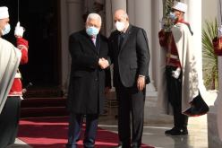 رئيس الجمهورية يستقبل رئيس دولة فلسطين بمقر الرئاسة