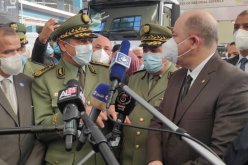 الوزير الأول: الصناعات العسكرية قاطرة الصناعة المحلية