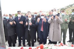 وفد وزاري هام بقالمة لإحياء ذكرى وفاة الرئيس هواري بومدين