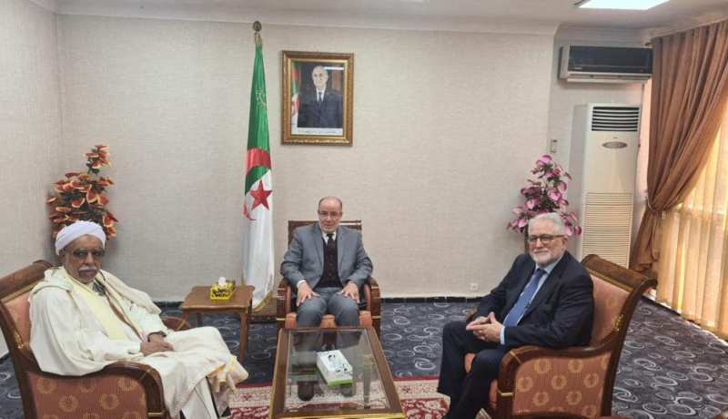بلمهدي يستقبل عميد مسجد باريس والخليفة العام للطريقة التيجانية