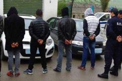 من بينهم موظفو بلدية.. توقيف 11 شخصا في قضايا تزوير وثائق سيارات بالحراش