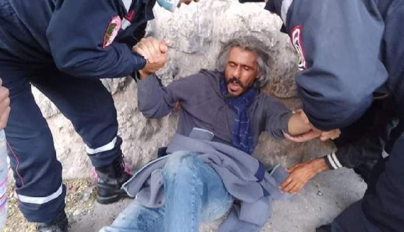 رشيد نكاز يتعرض لحادث مرور بوهران