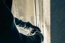 القبض على جزائريين بألمانيا سرقا منزلا في زوفينغن