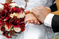 باتني حنون معه السعادة حتما ستكون