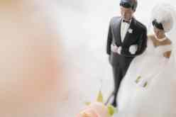 من تكون لصاحب هذا العرض زوجة ورفيقة درب في الحلال