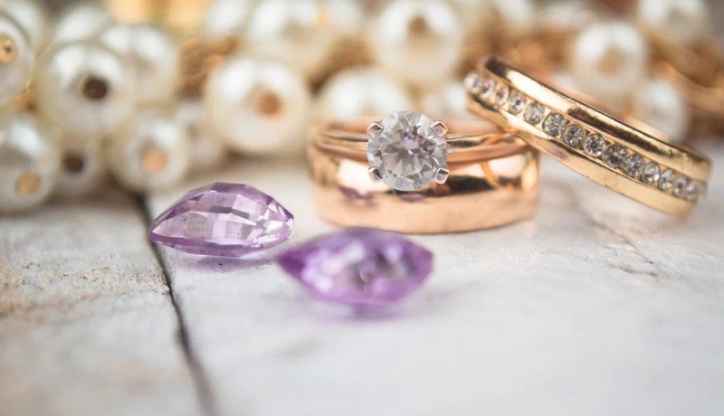 إبن الوسط التقي يعدك بأنه بك سيرتقي 