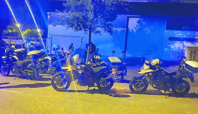 بسبب امرأة.. إسباني يطعن جزائريا على مستوى الرقبة في بالما