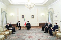 الرئيس الإيراني يأمل في اقتحام السوق الجزائرية