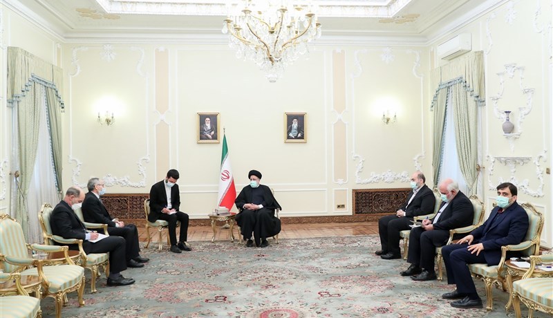 الرئيس الإيراني يأمل في اقتحام السوق الجزائرية