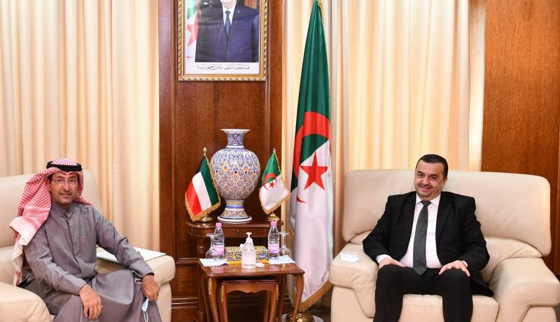 عرقاب يبحث تبادل الخبرات مع الكويت في مجال المحروقات