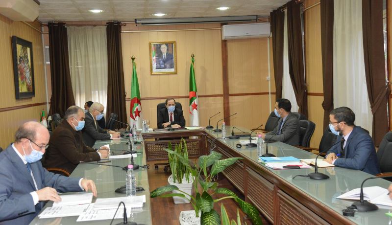 بعد الإرتفاع الرهيب لإصابات كورونا.. وزير التربية يوجه هذه التعليمات