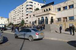 19 متهما في قضية تخريب مقر حزب “الافلان” أمام المحكمة غدا