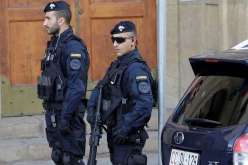 السجن لجزائري حاول إغراق قارب وهاجم 4 رجال من الشرطة الإيطالية