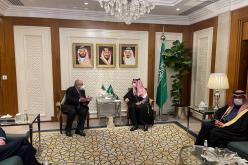 لعمامرة يعقد جلسة مباحثات مع نظيره السعودي