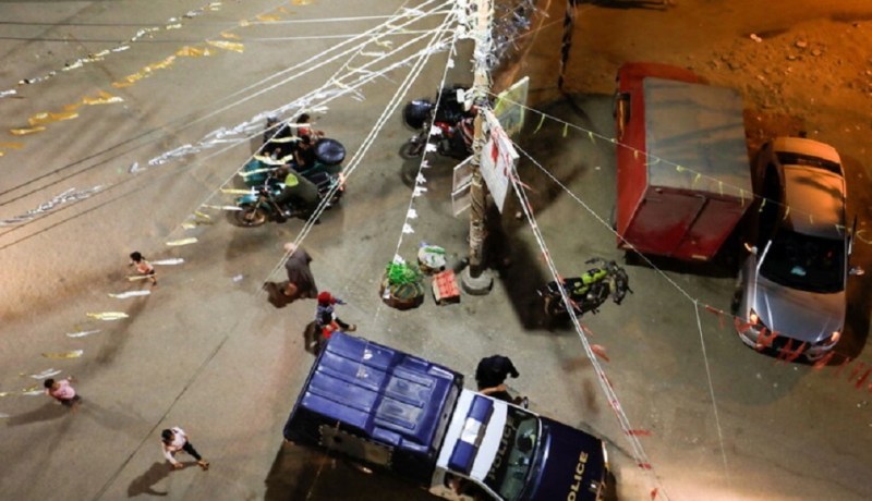 فاجعة بمصر.. أب يلقي إبنته من الطابق الخامس ويقفز خلفها!