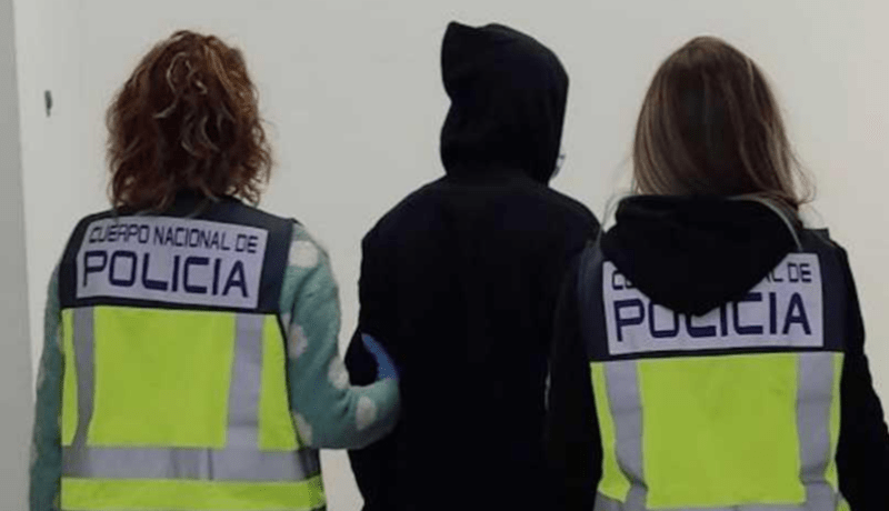 اعتقال أول جزائري سنة 2022 في إسبانيا وهذه التهمة المنسوبة إليه