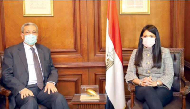 الجزائر ومصر تبحثان تعزيز التعاون السياسي والاقتصادي