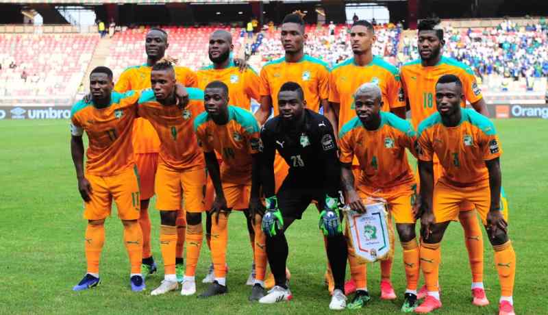 غرادال وكيسي يقودان تشكيلة الفيلة أمام الخضر