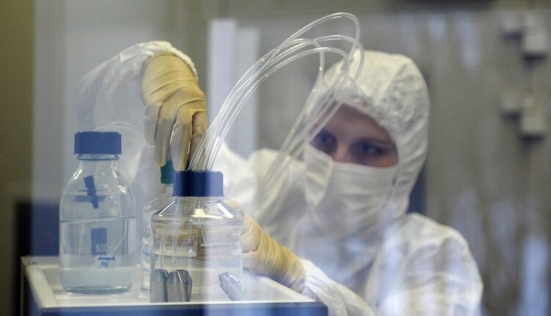 عالم يُفجر مفاجأة بشأن المتحور “دلتا كرون”