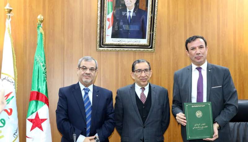 تنصيب محمد بوشناق رئيسا جديدا للمجلس الوطني الإقتصادي والإجتماعي والبيئي