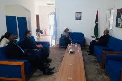 مندوب الأمم المتحدة وسفير الجزائر يبحثان التطورات في ليبيا