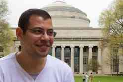 رياض البغدادي.. أصغر باحث جزائري في معهد ماساتشوستس للتكنولوجيا
