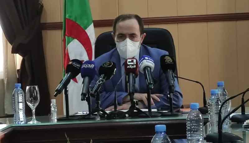 وزير التربية: جميع مُنتسبي القطاع سيتجهون للتلقيح