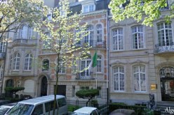 بعد تسجيل إصابات كورونا وسط الموظفين.. غلق قنصلية الجزائر في بروكسل