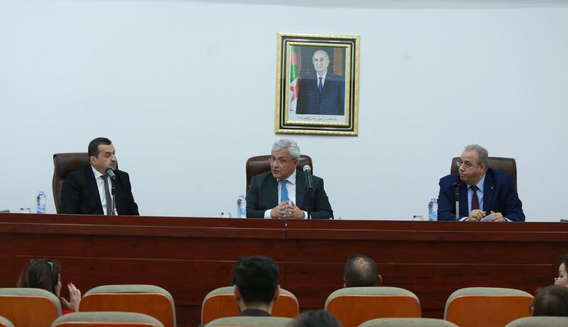 لجنة قطاعية متخصصة لضمان الأكسجين الطبي بالمؤسسات الاستشفائية