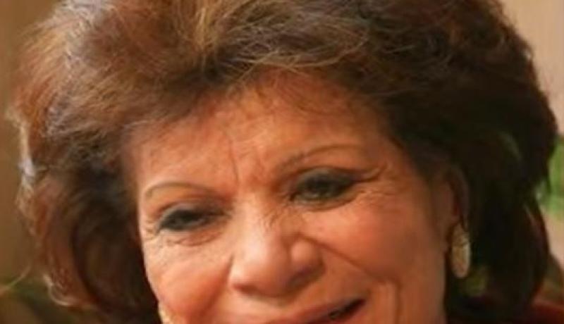 النجمة المصرية القديرة عايدة عبد العزيز في ذمة الله