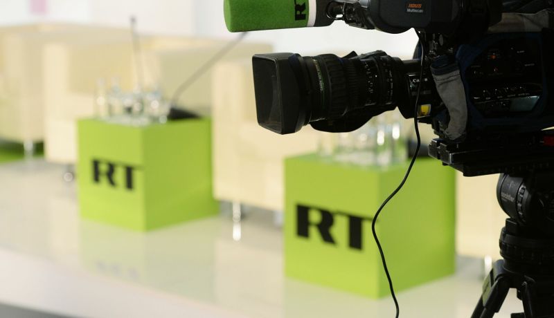 المفوضية الأوروبية تقترح حظر بث “روسيا اليوم” و”سبوتنيك” في الإتحاد الأوروبي