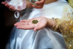 بنت الأسود معها العشرة تطيب وتسود