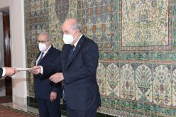 رئيس الجمهورية يتسلم أوراق اعتماد 3 سفراء جدد لدى الجزائر