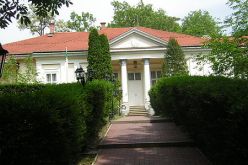 بيان هام من سفارة الجزائر في المجر بشأن الجزائريين المقيمين بأوكرانيا