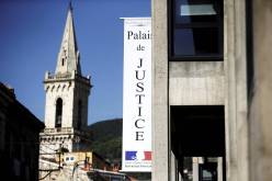 30 سنة سجنا لجزائري هاجم طليقته بـ59 طعنة خنجر في فرنسا