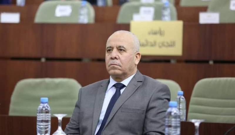 وزير العمل: البطالون سيستفيدون من المنحة إلى غاية العثور على عمل