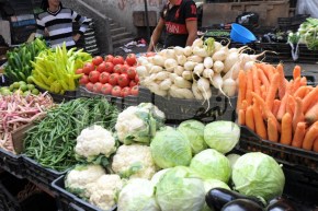 هذه هي أرخص وأغلى الخضر بأسواق التجزئة