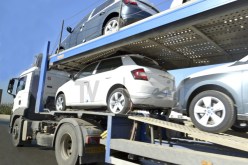 وزير الصناعة: لم يتم منح أي اعتماد لملفات إستيراد السيارات