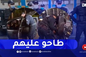 هكذا تتم عمليات مداهمة لمكافحة الجريمة بالأحياء الشعبية في وهران