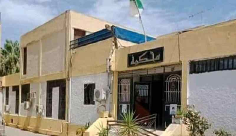 الشلف: 18 شهرا حبس نافذة لشاب ضبط متلبسا بحيازة 80 غ من الكيف