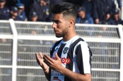 نجم وفاق سطيف ضمن التشكيلة المثالية للكاف