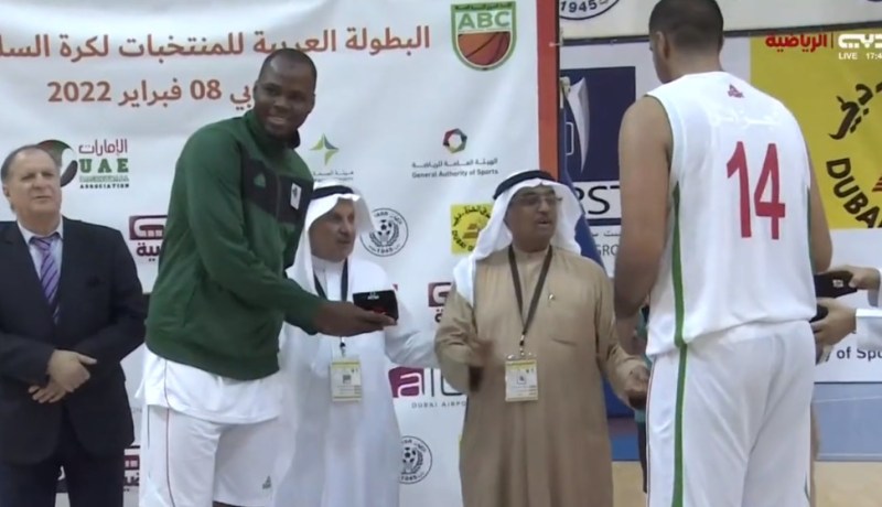 الجزائر تتوّج بـ “البرونز” في البطولة العربية لكرة السلة
