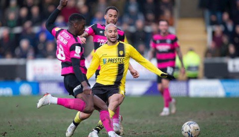 قديورة يعلق على أول ظهور له مع ألبيون