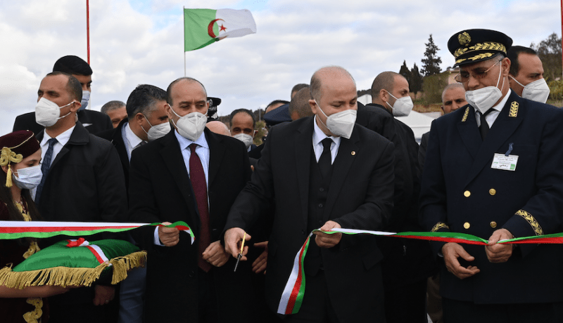 سوق أهراس.. الوزير الأول يضع حيز الخدمة مشروع الربط بالغاز الطبيعي لفائدة 2855 عائلة بمناطق الظل