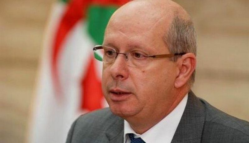 عبد الرحمان راوية يستلم مهامه وزيرا للمالية