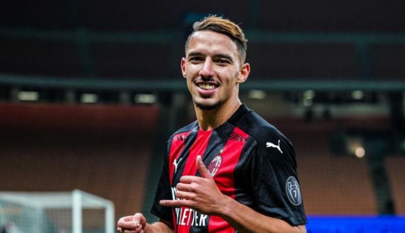 بن ناصر يساهم في الفوز على سامبدوريا ويرتقي لصدارة الكالتشيو