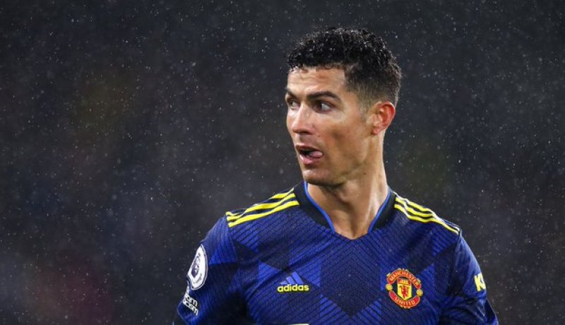 رونالدو يفاجئ الجميع بموعد اعتزاله الميادين