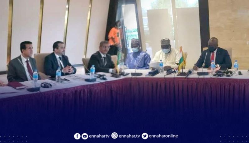 عرقاب يشّدد على أهمية  تجسيد مشروع خط أنابيب الغاز الجزائري-النيجيري