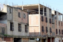 غرامات بين 10 و25 بالمئة على البنايات المخالفة لرخص البناء