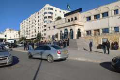  تقديم 11 شخصاً تسببوا بغلق الطريق “بارك دنيا” بمحكمة بئر مراد رايس